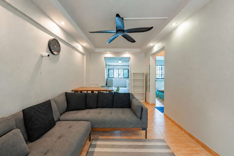 742 Yishun Avenue 5 – Livingroom 1