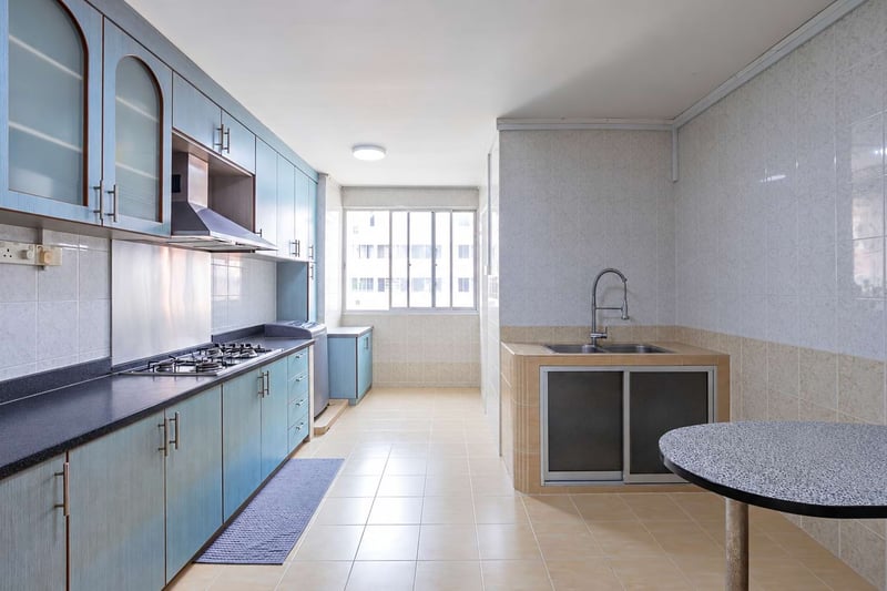 104 Pasir Ris Street 12 – Kitchen 1