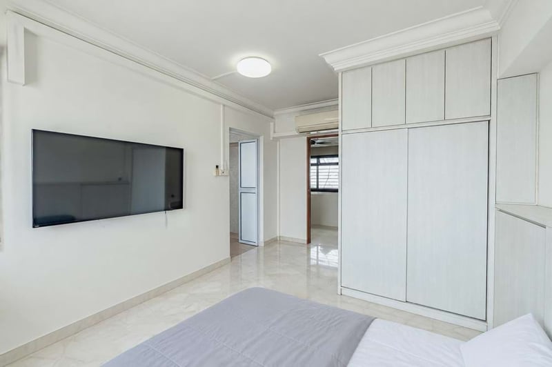 470 Sembawang Drive – Master Bedroom 4