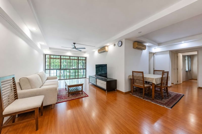313A Anchorvale Road – Living Dining 1
