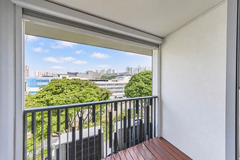 Alexis – Balcony 1