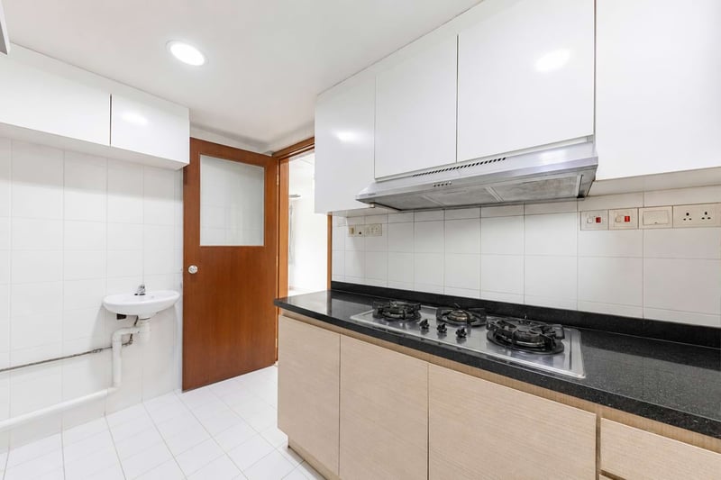 The Gardens at Bishan – Kitchen 3