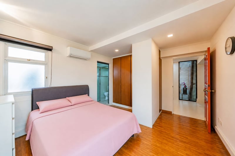 385 Bukit Batok West Avenue 5 – Master Bedroom 1