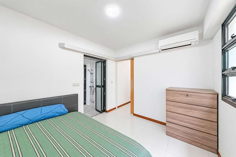 462D Yishun Avenue 6 – Bedroom 3