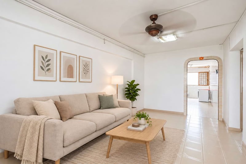 233 Bukit Batok East Avenue 5 – Living Room 2