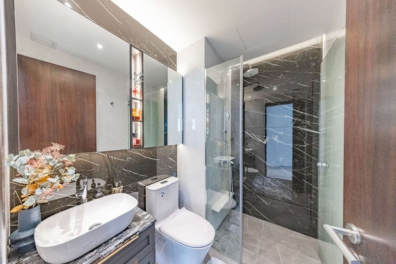 Espa – Bathroom 1