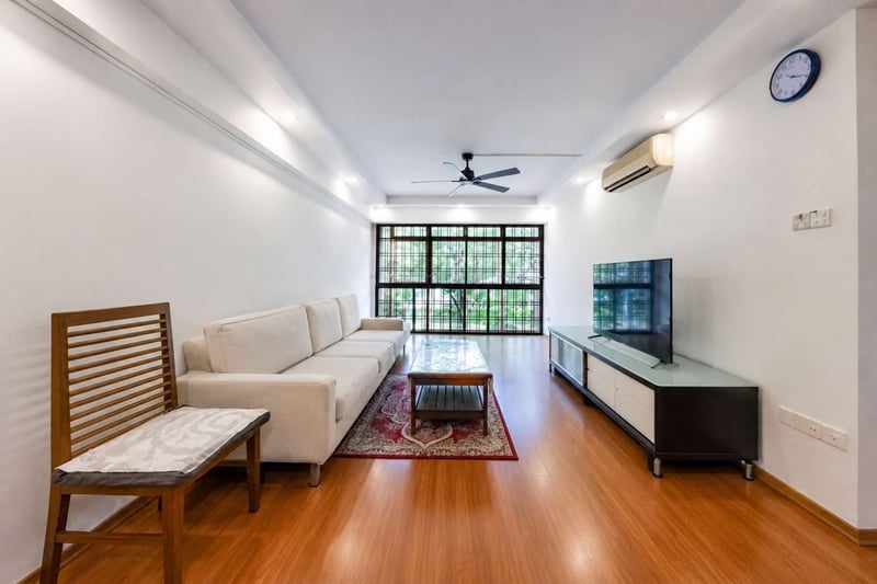 313A Anchorvale Road – Living Room 1
