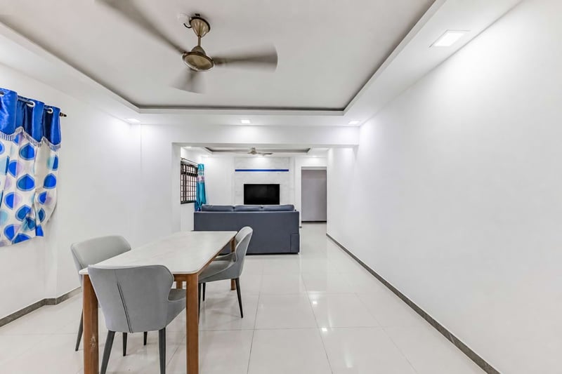 335 Sembawang Close – Living Dining 1