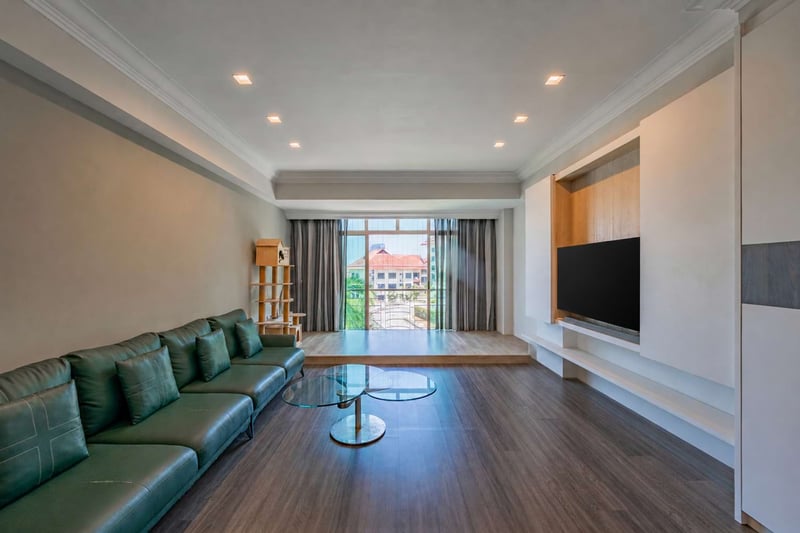Le Hill Condominium – Livingroom 1
