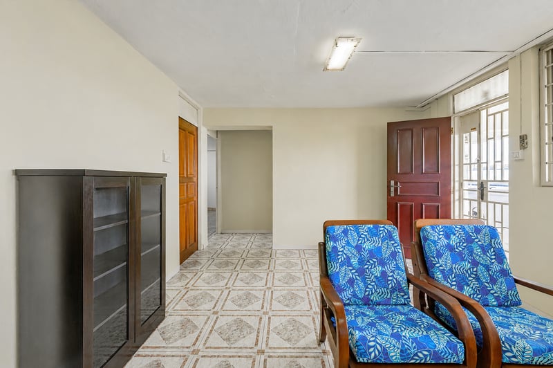 288 Yishun Avenue 6 – Living Room 1