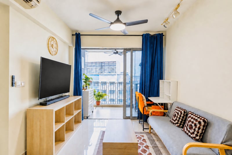 138A Yuan Ching Road – Livingroom 2