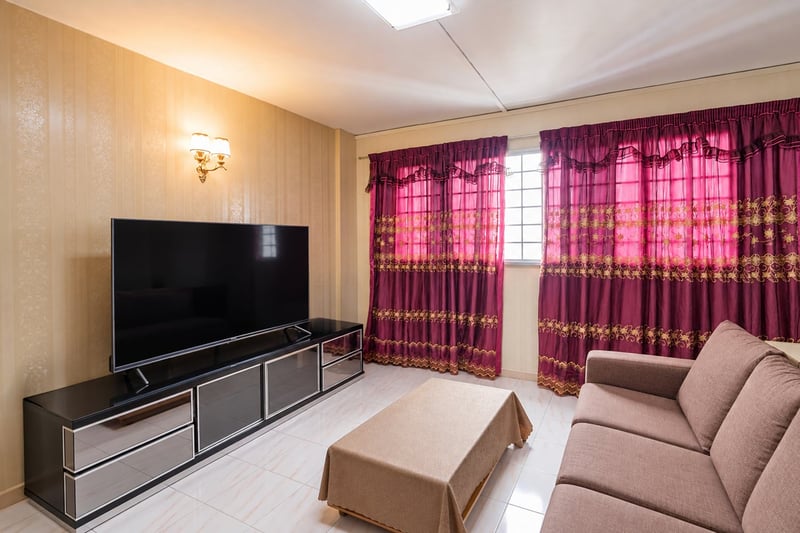 321 Bukit Batok Street 33 – Living Room 2
