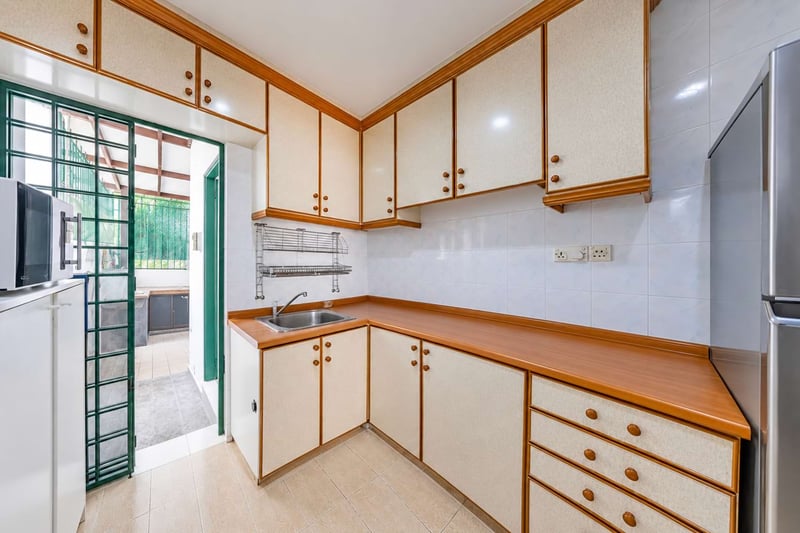 Jalan Kurnia – Kitchen 4