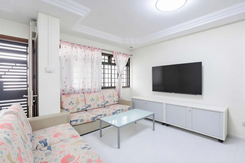 366 Corporation Drive – Living Room 3