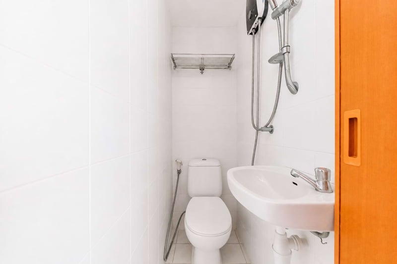 The Gardens at Bishan – Bathroom 2