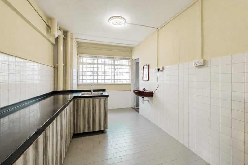 288 Yishun Avenue 6 – Kitchen 2