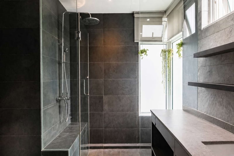 De Paradiso – Bathroom 2