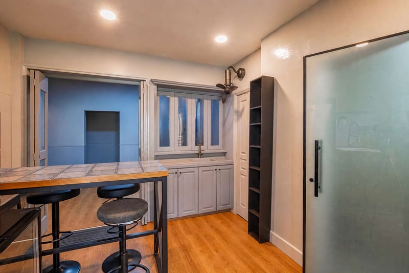 East Grove – Diningroom 1