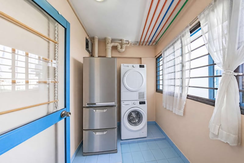 468A Admiralty Drive – Laundry Room 1