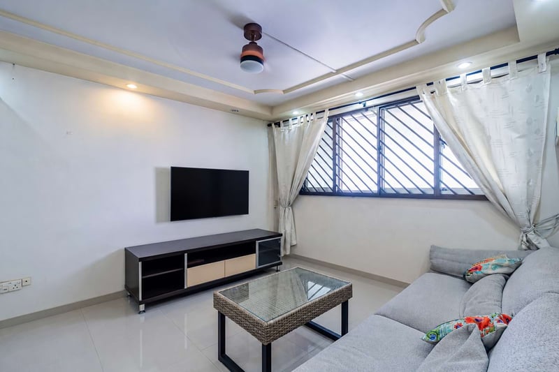 104 Pasir Ris Street 12 – Livingroom 1