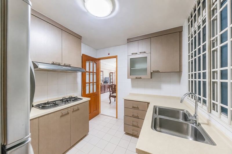 Bishan Park Condominium – Kitchen 1