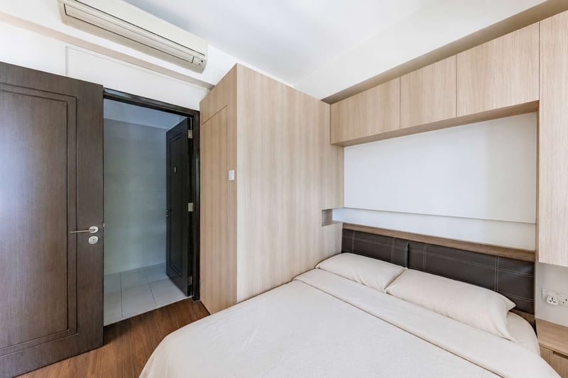 E Maison – Master Bedroom 3