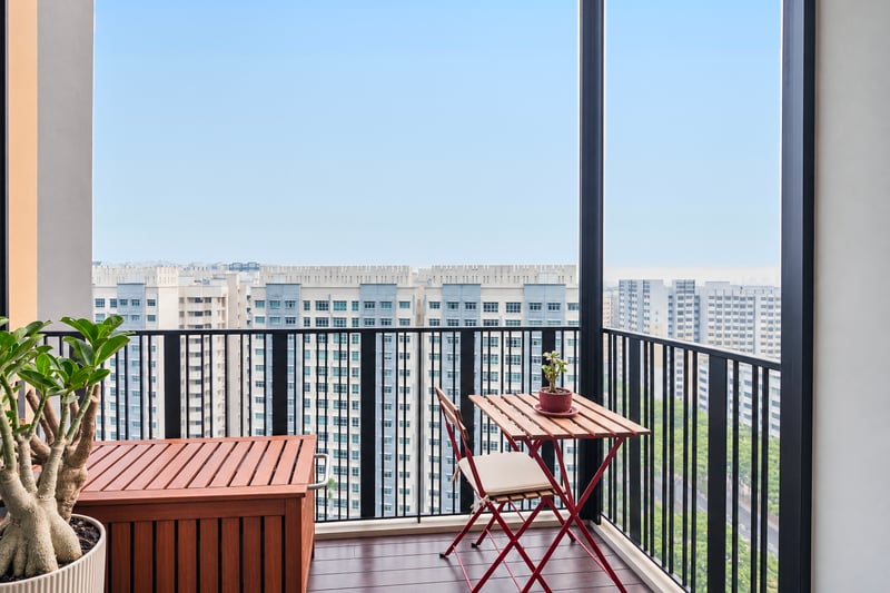 Le Quest – Balcony_2B