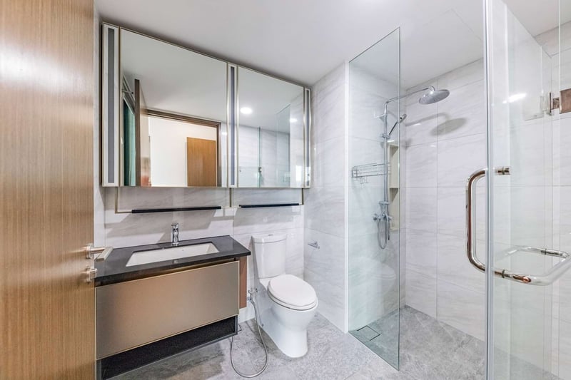 Normanton Park – Bathroom 1