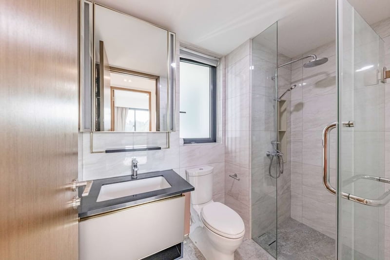 Normanton Park – Bathroom 2