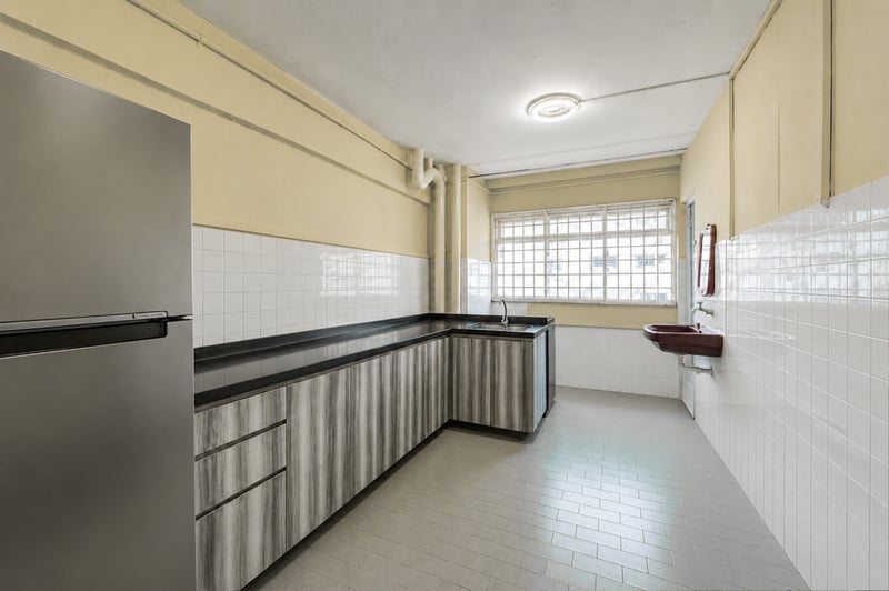288 Yishun Avenue 6 – Kitchen 1