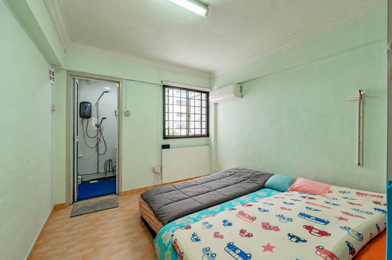 742 Yishun Avenue 5 – Master Bedroom 1