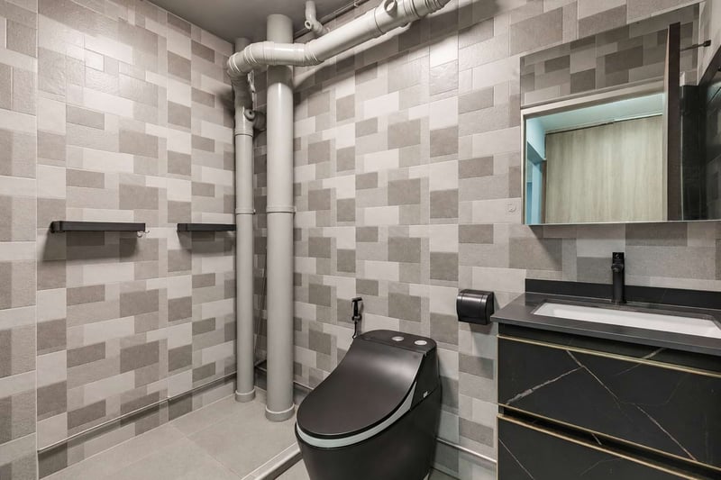 468 Segar Road – Bathroom 2