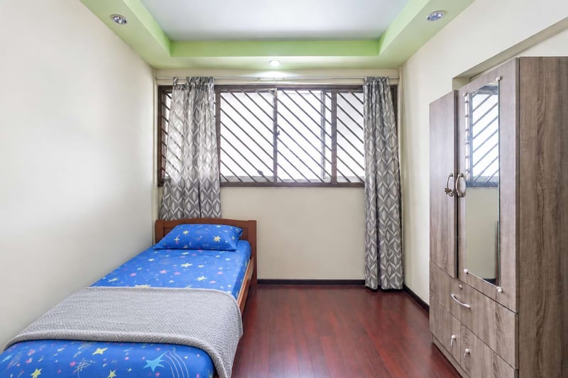 104 Pasir Ris Street 12 – Bedroom 2