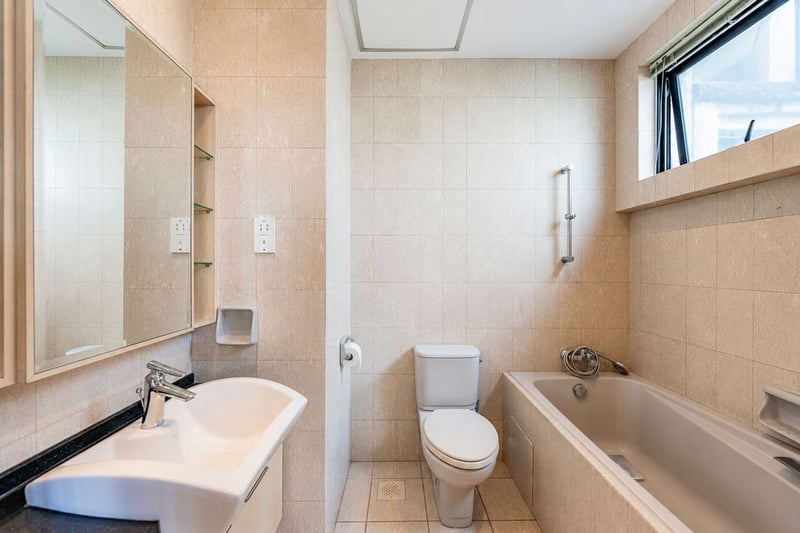 D'grove Villas – Bathroom 3