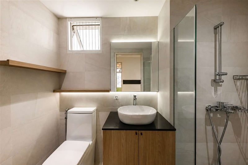 De Paradiso – Bathroom 1
