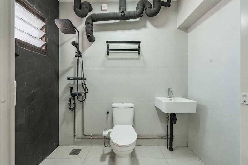 275A Jurong West Street 25 – Bathroom 2
