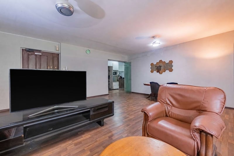 273A Jurong West Avenue 3 – Livingroom 2