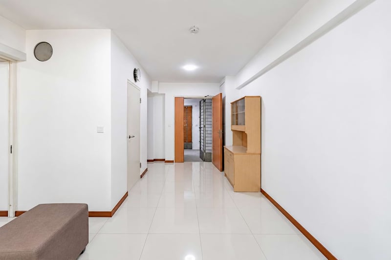 462D Yishun Avenue 6 – Living Room 4