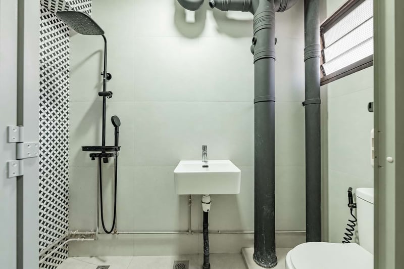 275A Jurong West Street 25 – Bathroom 1