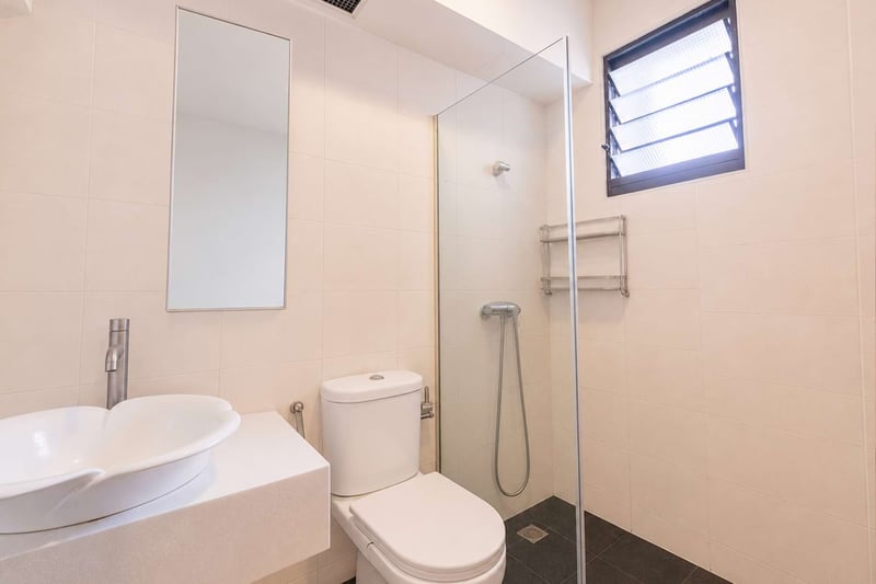 984D Buangkok Link – Bathroom 1