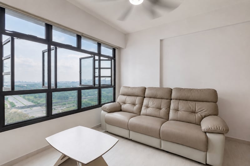 471C Fernvale Street – Living Room 1