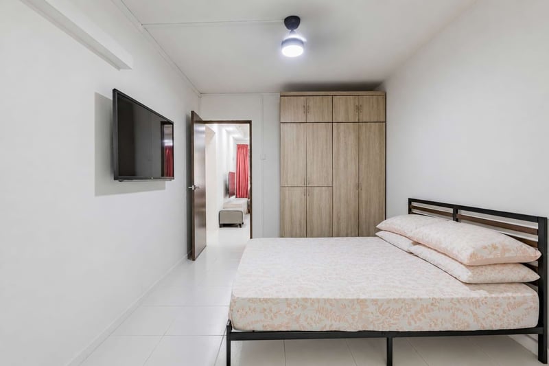 151 Jalan Teck Whye – Master Bedroom 2
