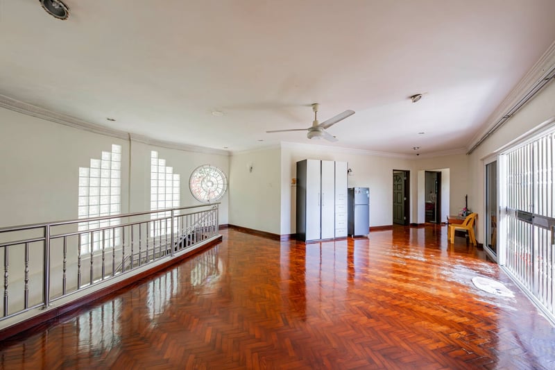 Sembawang Hills Estate – photo 2