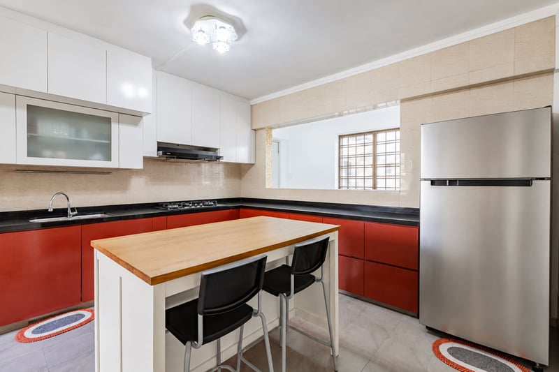 615 Choa Chu Kang Street 62 – Kitchen 1