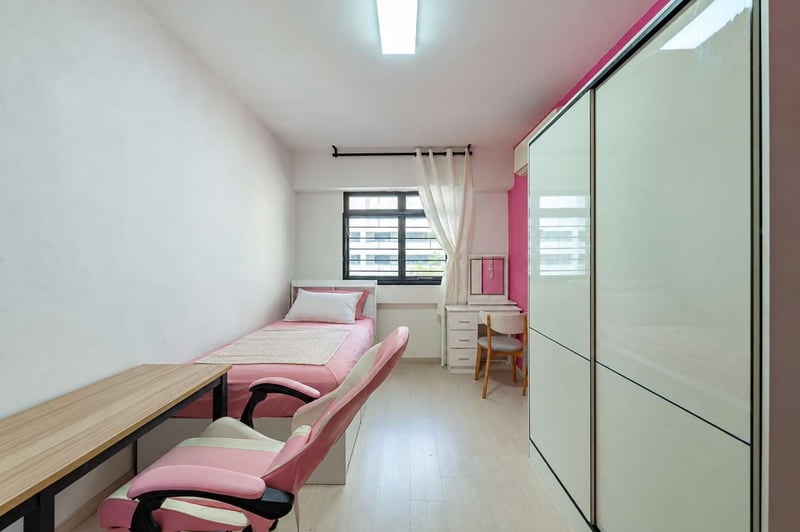 275A Jurong West Street 25 – Bedroom 1