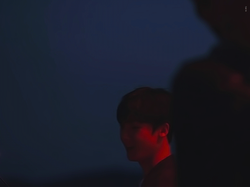 WiuOYs.gif