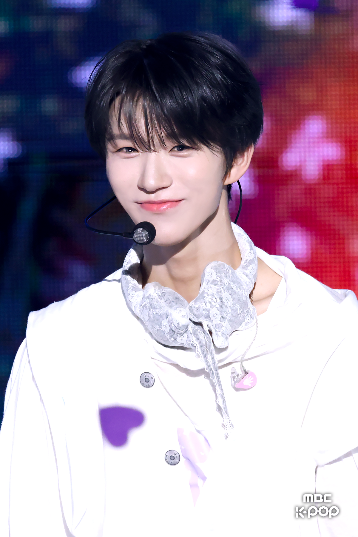 bHaSDq