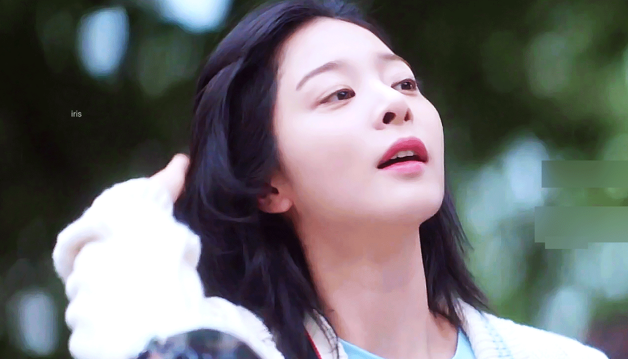 zwaUYZ