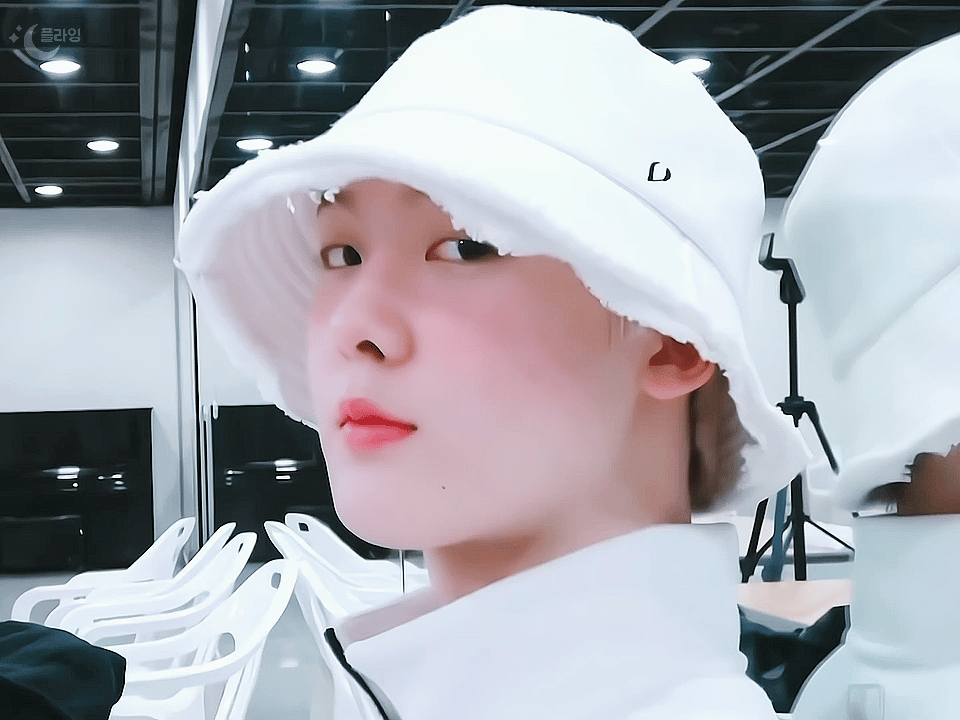 snvYnU.gif