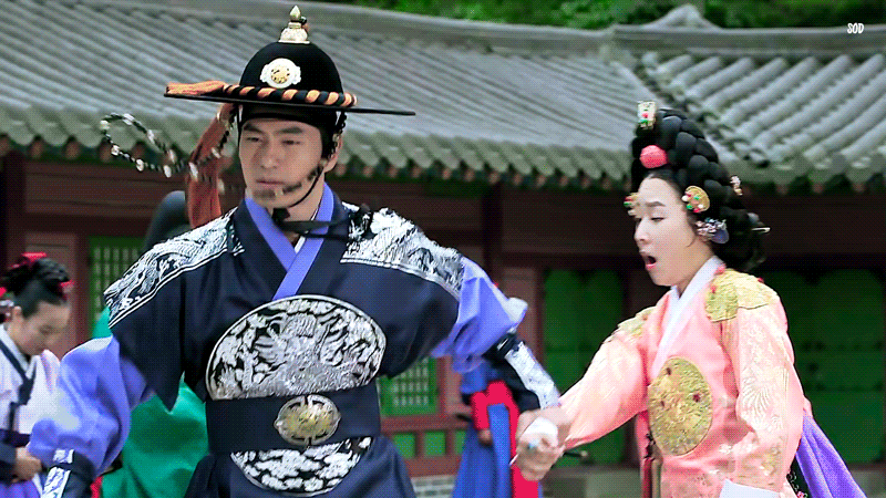 YYmTEg.gif